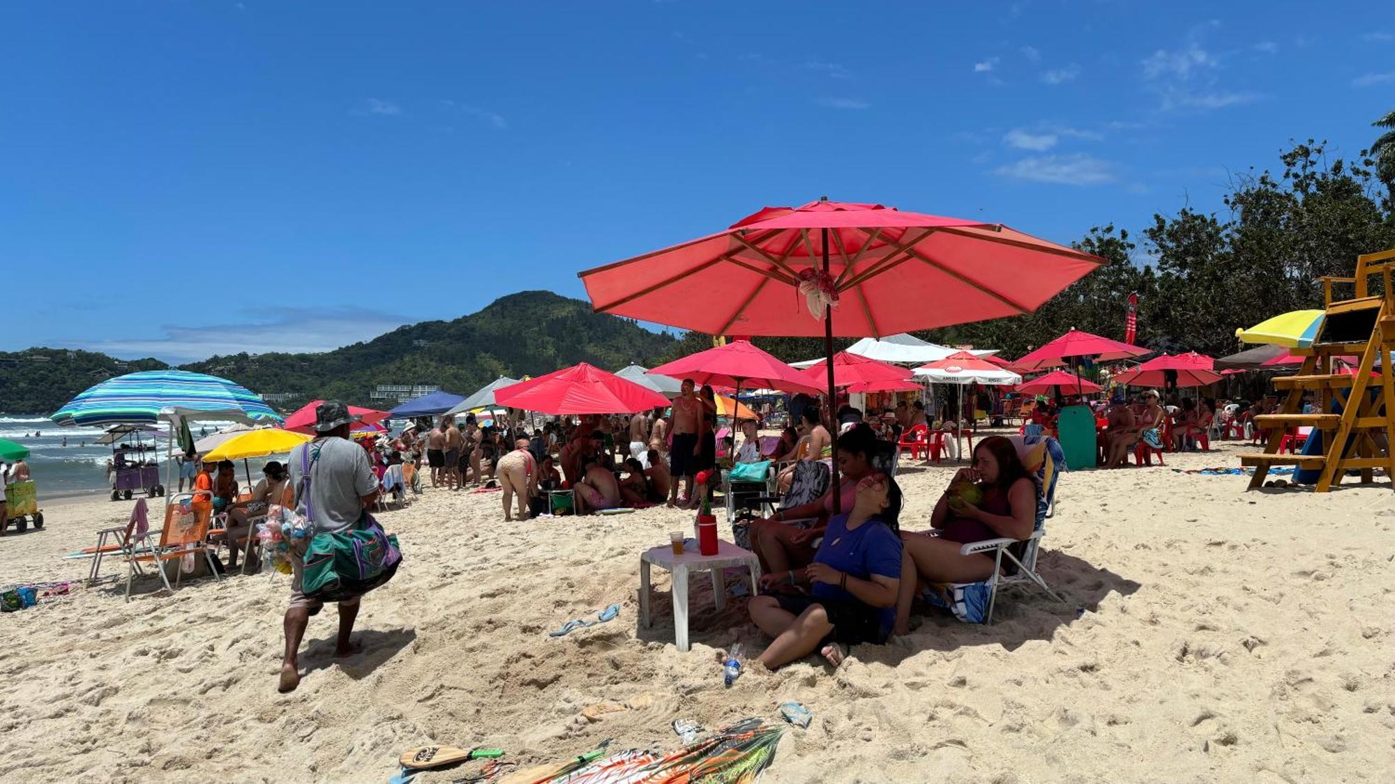 Condominio Com Muita Diversao Toninhas Ubatuba Dış mekan fotoğraf
