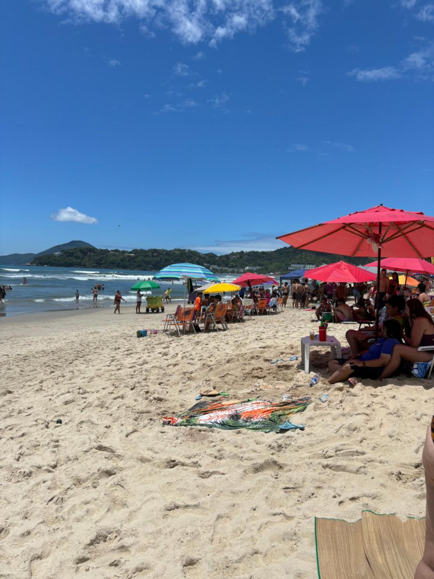 Condominio Com Muita Diversao Toninhas Ubatuba Dış mekan fotoğraf